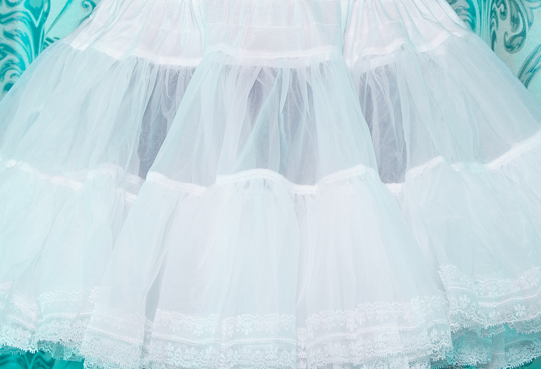 Sam's Petticoat in white w/ lace detail